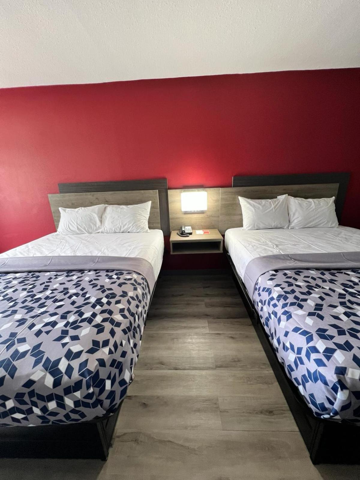 Econo Lodge Kennett Екстер'єр фото